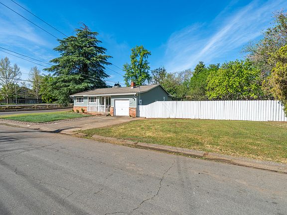 2nd image of 2976 West Way