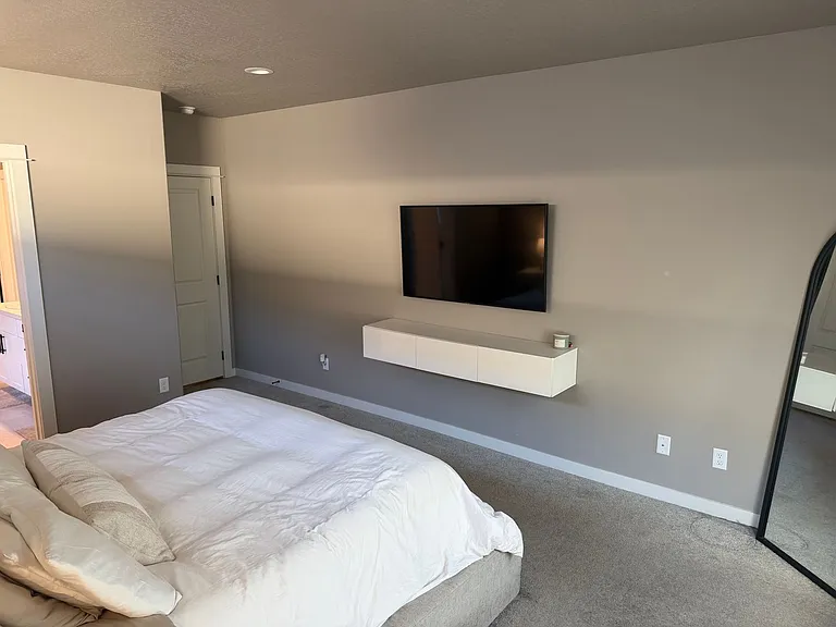 2021 E C St — Photo 9