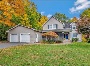 17 Rustic Ter, Portland, CT 06480