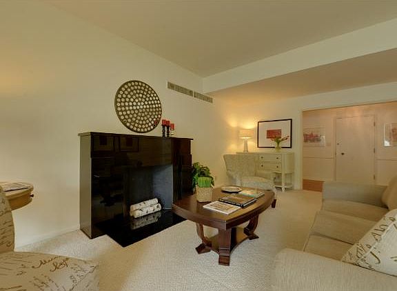 3rd image of 3540 James Ave S APT 100