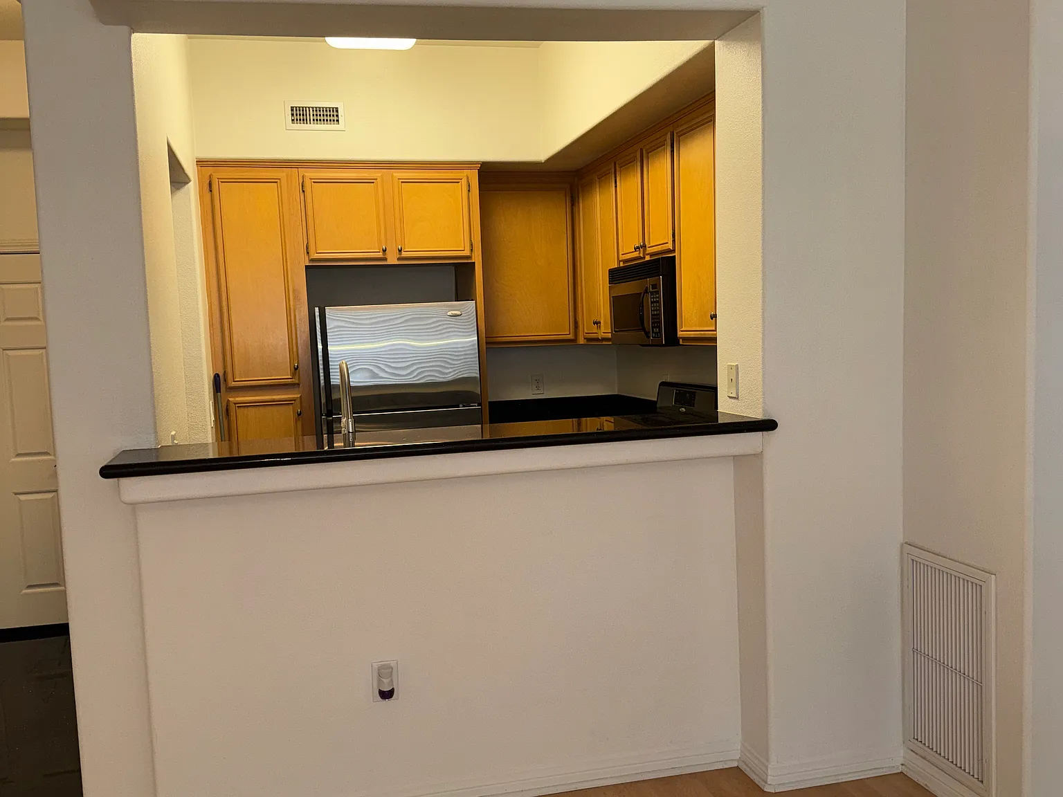 2 bed, 1191 sqft, $3,500 — Photo 2