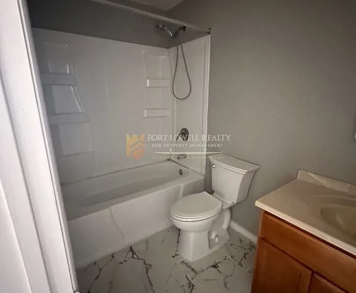 2632 N 29th Pl #2 — Photo 6