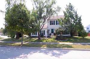 4th image of 1295 Bay Laurel Dr