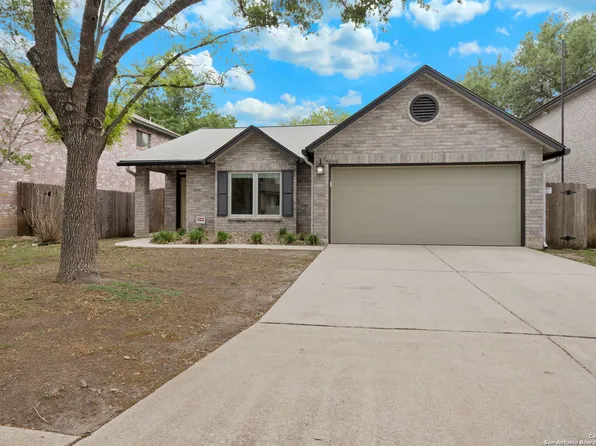 9586 Cantura Crest, San Antonio, TX 78250