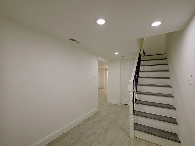 514 Missouri Ave NW — Photo 25