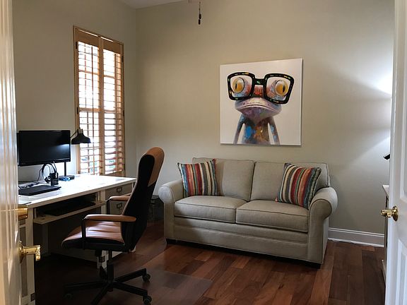 Den or 4th BR with closet