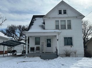 306 Farnham St, Shenandoah, IA 51601
