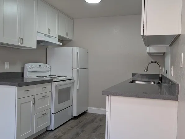 926 N 95th St APT 5, Seattle, WA 98103