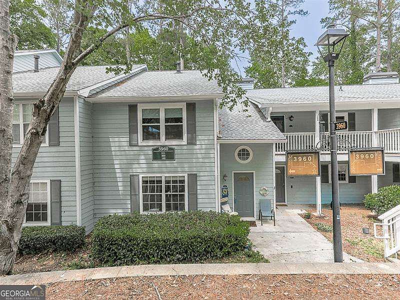1st image of 3960 Riverlook Pkwy SE Unit 102