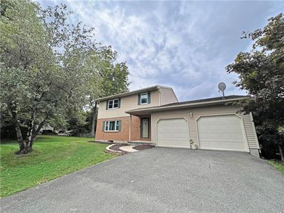 1864 Mauch Chunk Rd S, Allentown, PA, 18104