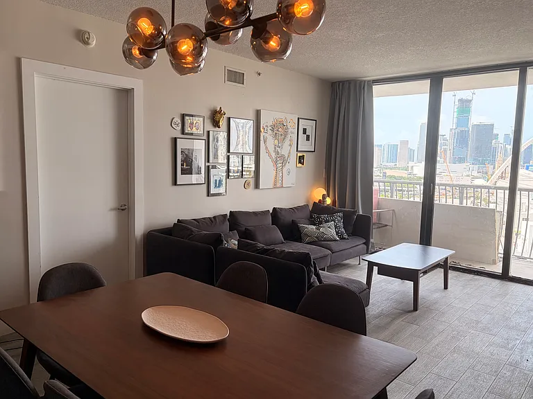1750 N Bayshore Dr #1912 — Photo 7
