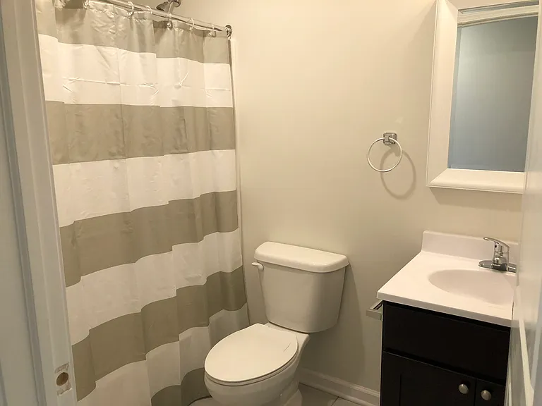 1020 S Wood Ave #1 — Photo 6