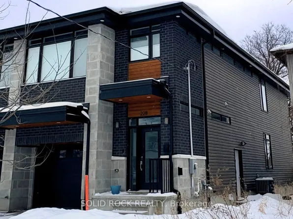 228 Glynn Ave #B, Ottawa, ON K1K 1S3