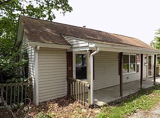 3722 42nd St, New Brighton, PA 15066