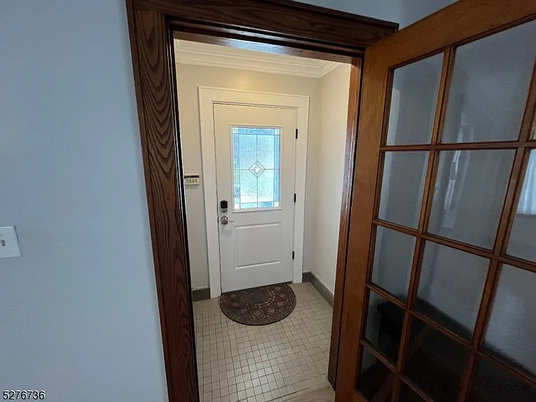 364 Chestnut St — Photo 3