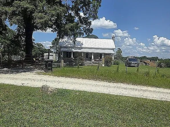 40 Allgood Rd, Carlton, GA 30627