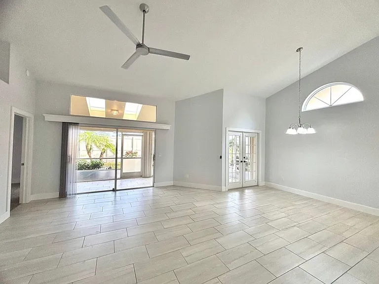 12396 Kelly Sands Way — Photo 8