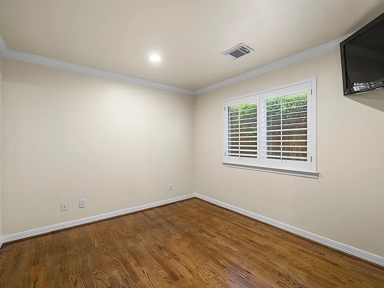 3307B W Lamar St — Photo 19