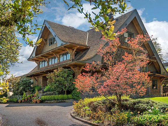 2nd image of 1960 SW 16th Ave