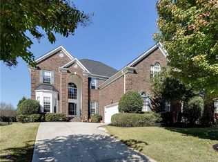 15028 Glenfinnan Dr, Charlotte, NC 28277