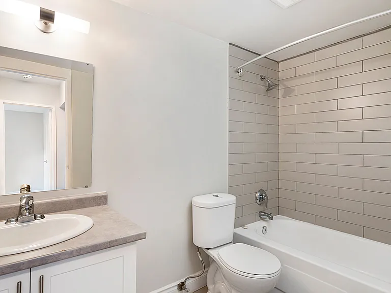 2077 Prospect St — Photo 25