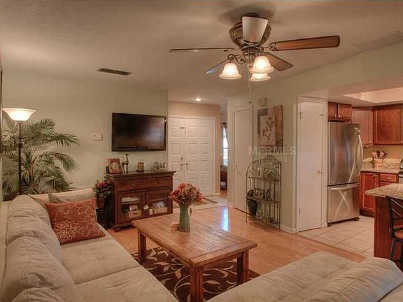 4th image of 5458 Fulmar Dr