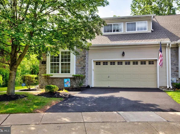 101 Lattice Ln, Collegeville, PA 19426