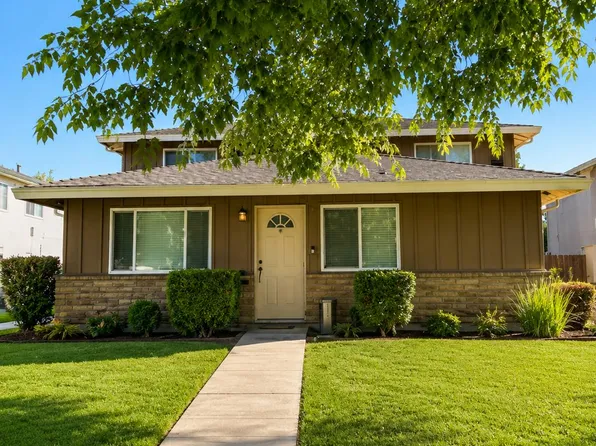 2109 Chrysler Dr, Modesto, CA 95350
