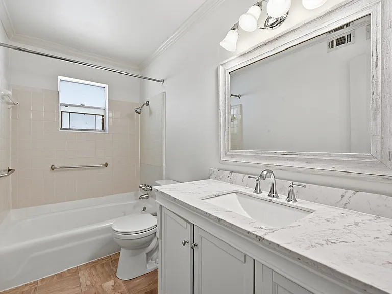 2712 Saint Edwards Cir #A — Photo 17
