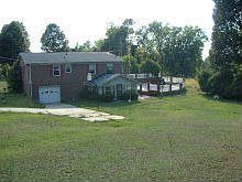 2nd image of 1543 Oakwood Ave