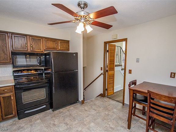 4th image of 8346 Bernice Dr