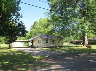 1904 Sledge St, Marshall, TX 75670