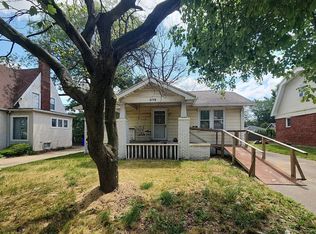 2158 N Water St, Decatur, IL 62526