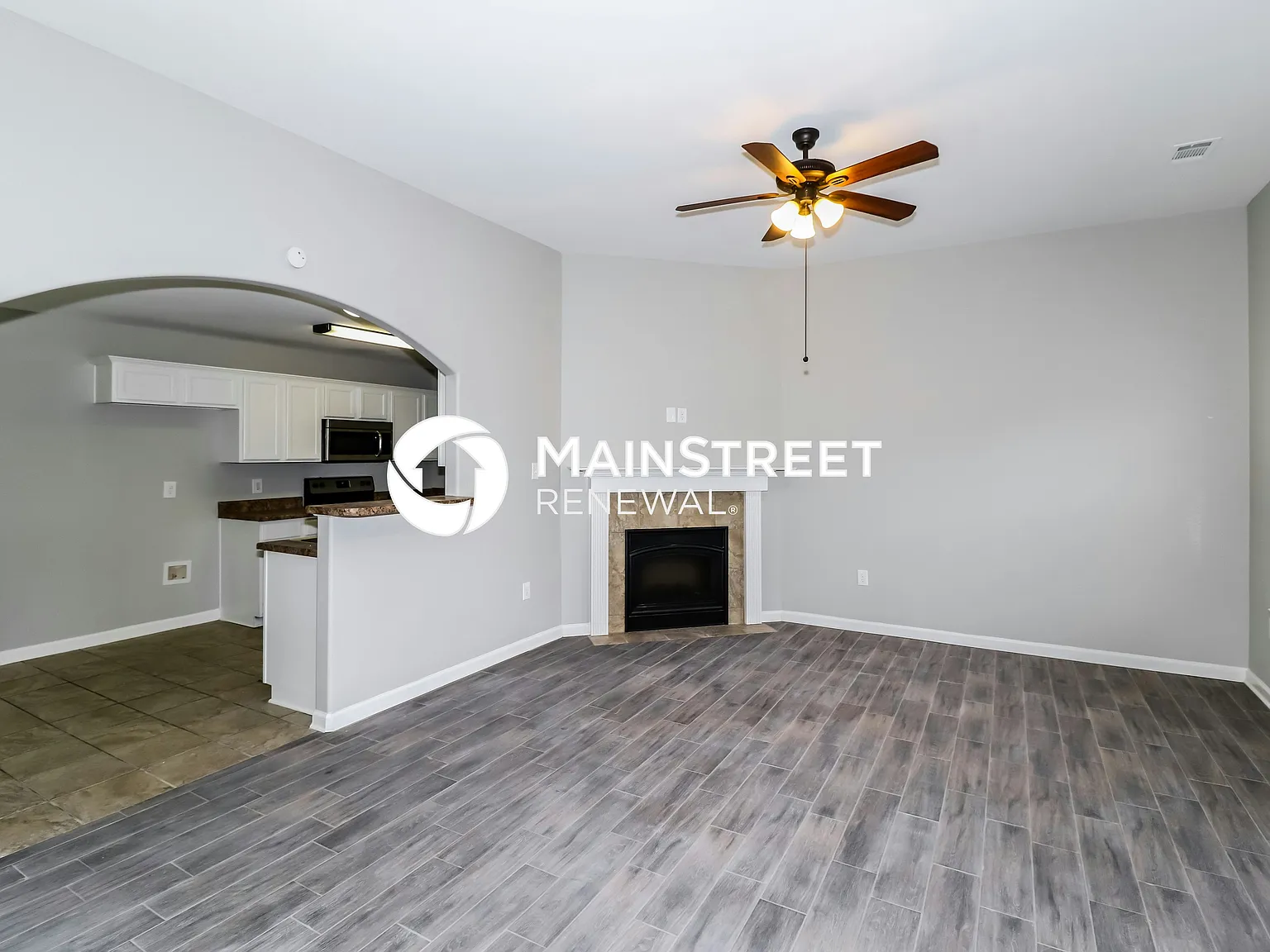 10208 Sterling Ridge Dr — Photo 3