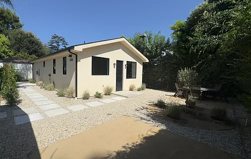 12149 Califa St Photo 1