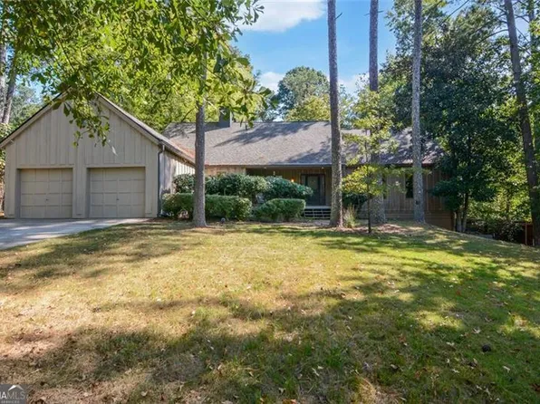 4063 NW Spalding Holw, Peachtree Corners, GA 30092