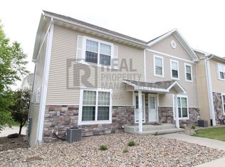 1617 SW White Birch Cir, Ankeny, IA 50023