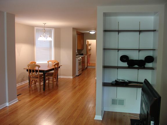 3rd image of 2610 N Magnolia Ave