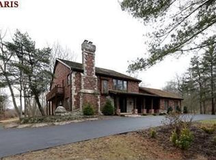 10602 Oak Gate Ln, Saint Louis, MO 63131