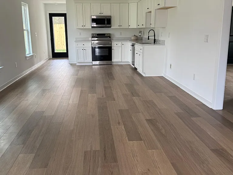 512 Crump St — Photo 2