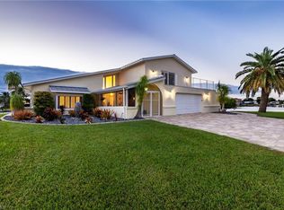 2202 SE 27th St, Cape Coral, FL 33904