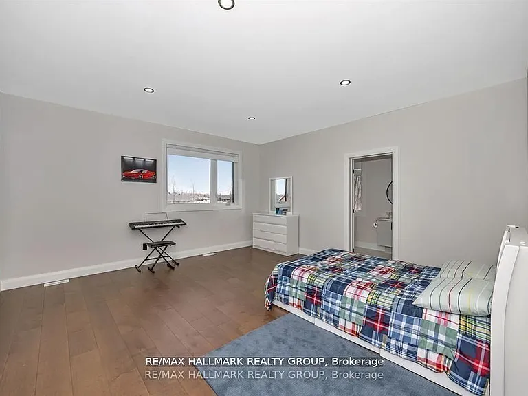 595 Shoreway Dr — Photo 37