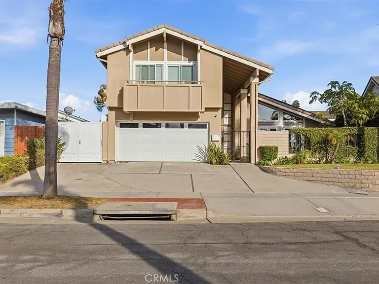 3816 Mistral Dr — Photo 2