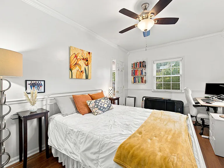 3200 Selwyn Farms Ln #1 — Photo 17