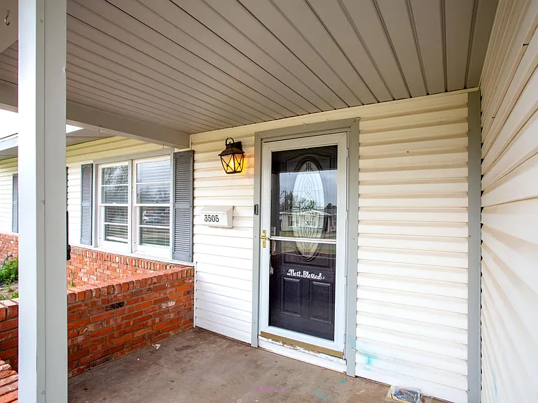 3505 Lometa Dr — Photo 17