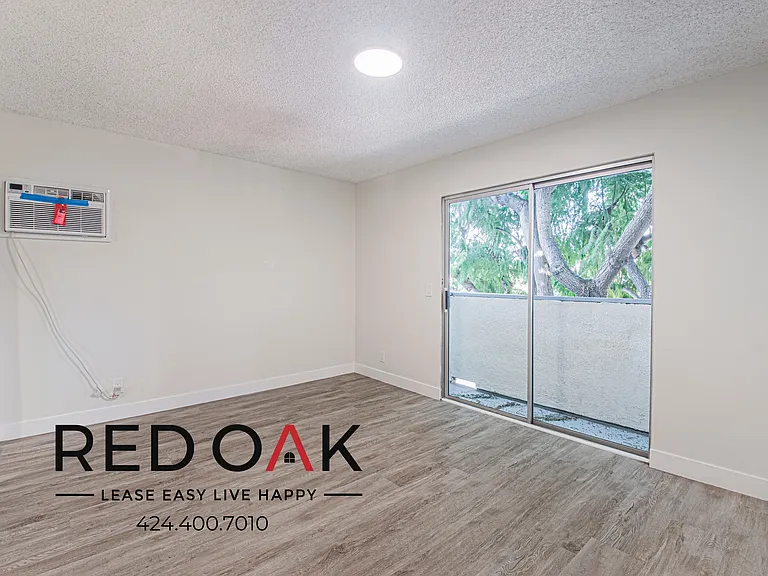 607 W 82nd St #101 — Photo 22