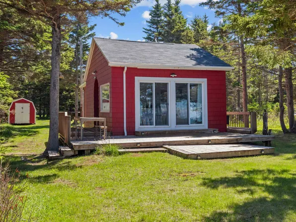82 Gordon Cove Rd, Saint David's Parish, PE C0B 1A0