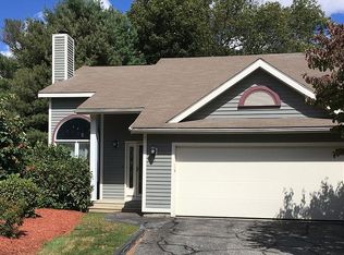 11 Weatherstone Dr, Worcester, MA 01604