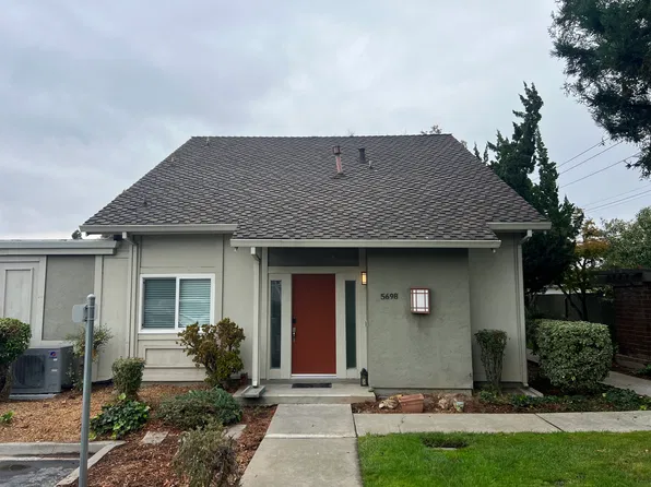 5698 Hollyleaf Ln, San Jose, CA 95118