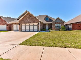 2514 Birmingham Dr, Norman, OK 73071